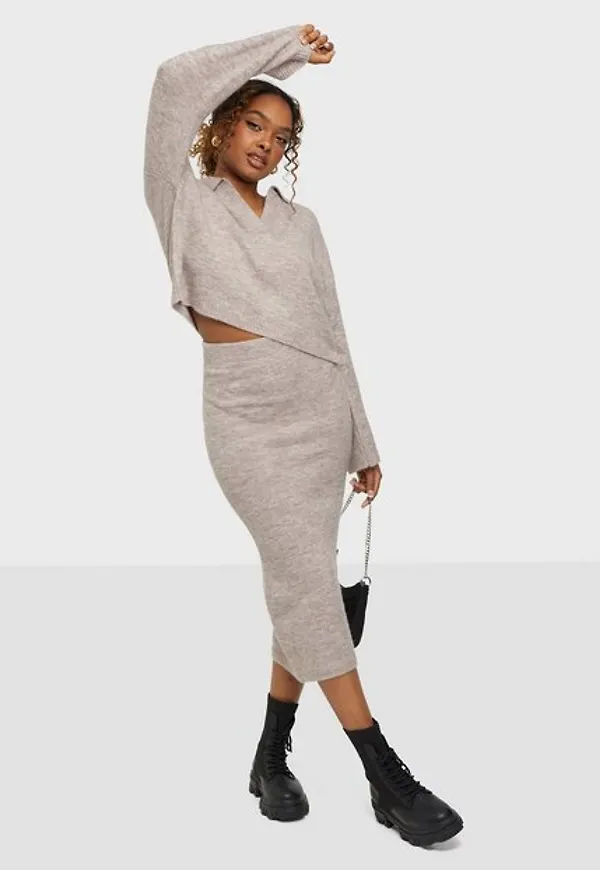 Pieces Pcsasha Hw Knit Skirt D2D Bc Midikjolar Natural Melange