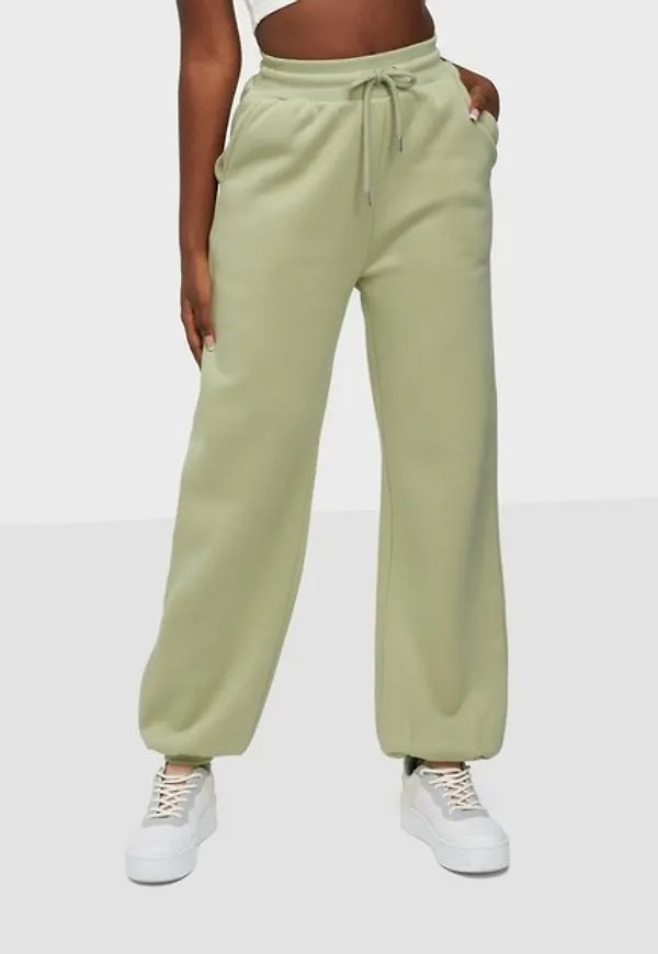 NLY Trend Perfect Slouchy Sweat Pants Byxor & Shorts Ljus Grön