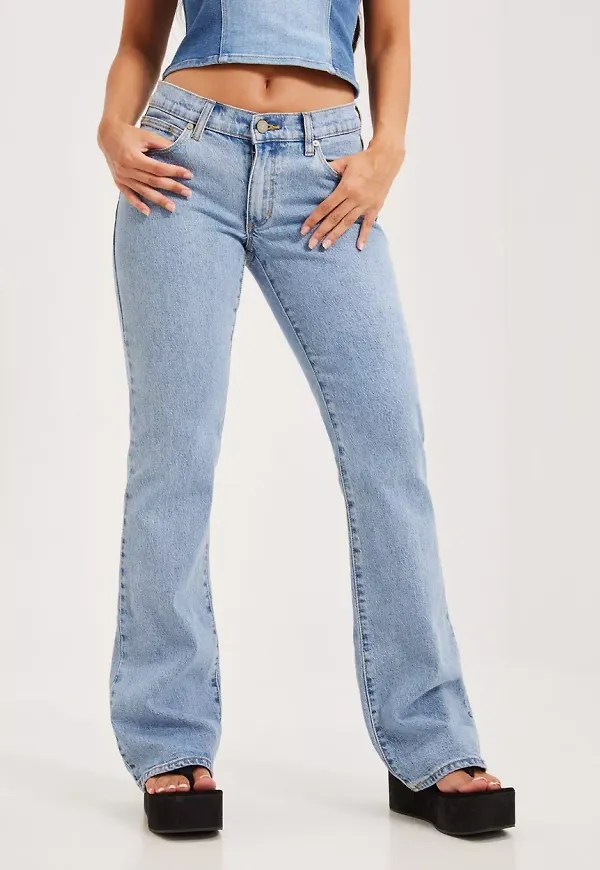 Abrand Jeans - Bootcut jeans - Denim - A 99 Low Boot Ariane - Jeans