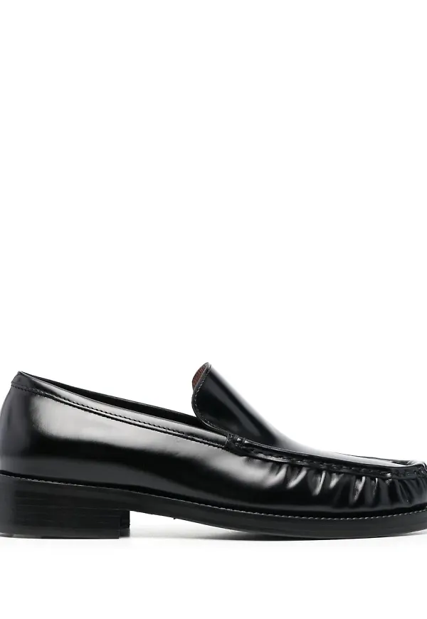 Acne Studios läderloafers med bokstäver - Svart