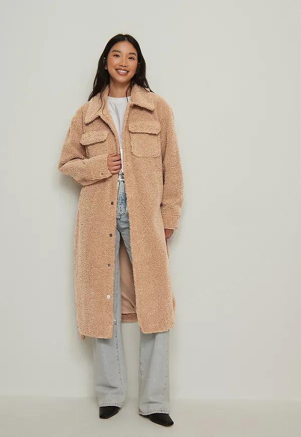 NA-KD Teddykappa med bälte - Beige