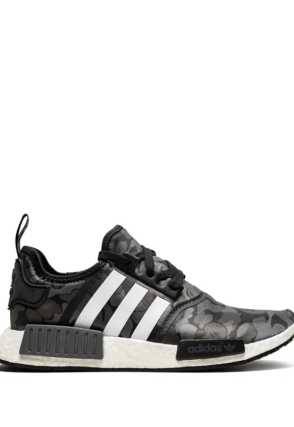 adidas NMD_R1 Bape sneakers - Svart