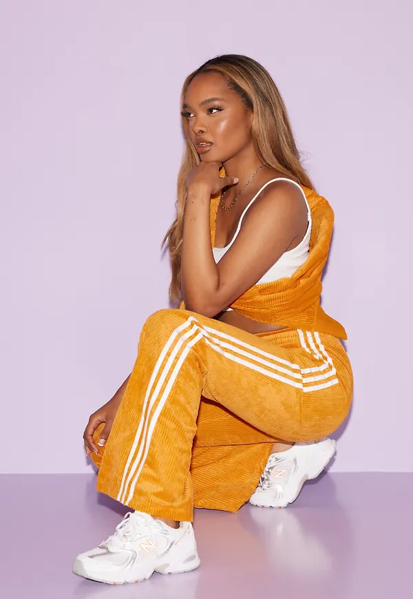 Adidas Originals - Mjukisbyxor - Orange - Pants - Byxor & Shorts