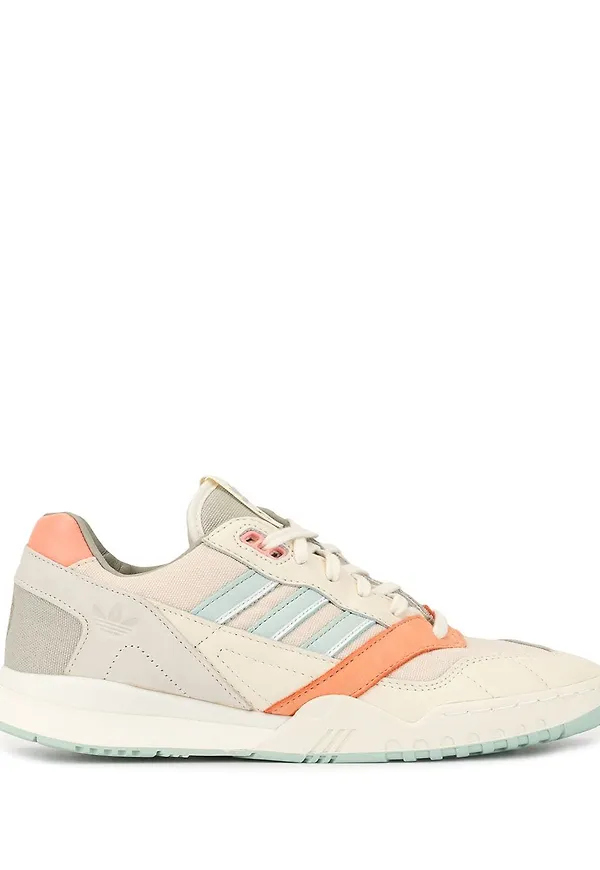 adidas sneakers med panel - Brun