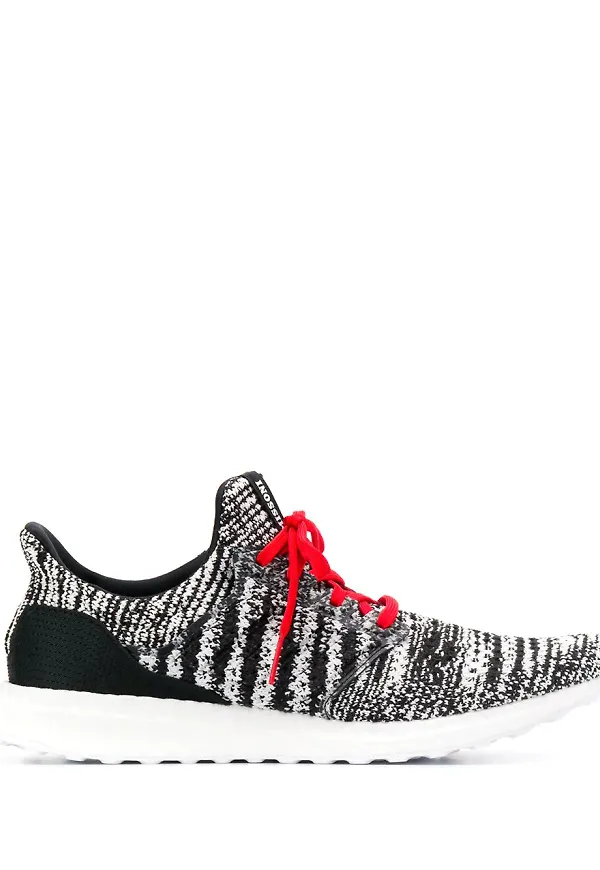 adidas stickade sneakers - Svart