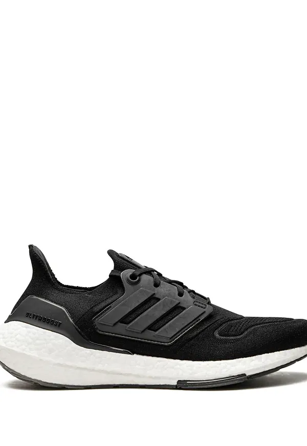 adidas Ultraboost 22 låga sneakers - Svart