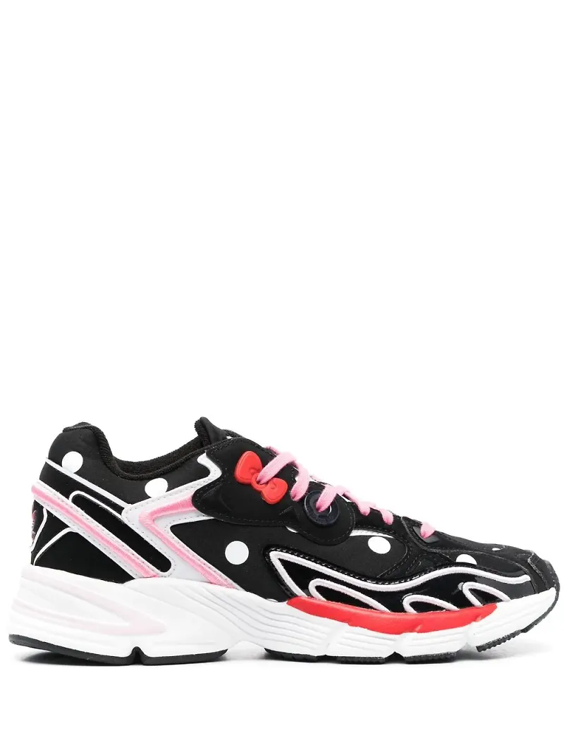 adidas x Hello Kitty Astir låga sneakers - Svart