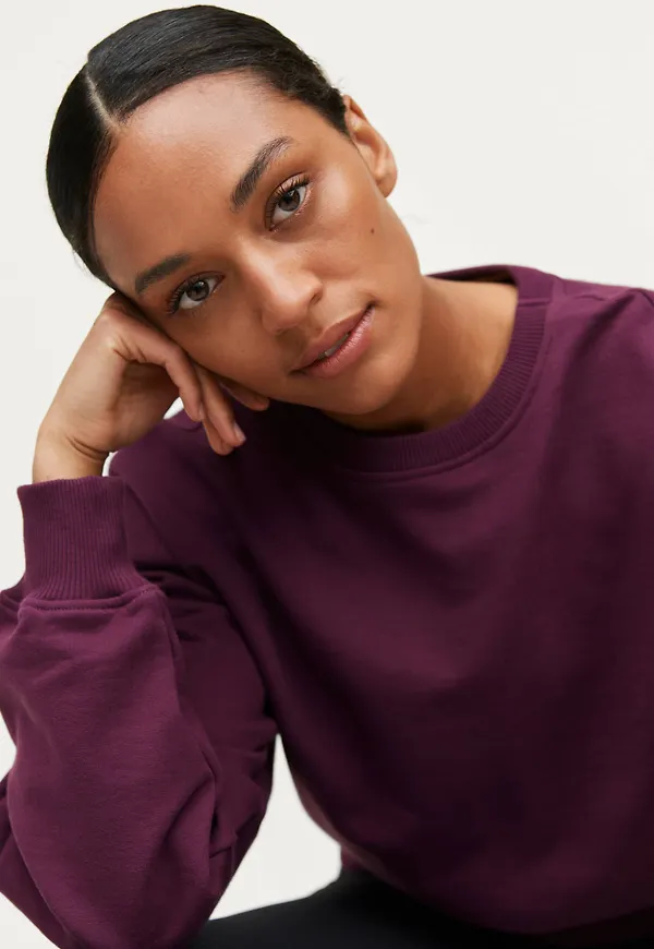 Agnes Cecilia - Sweatshirt Crewneck - Lila