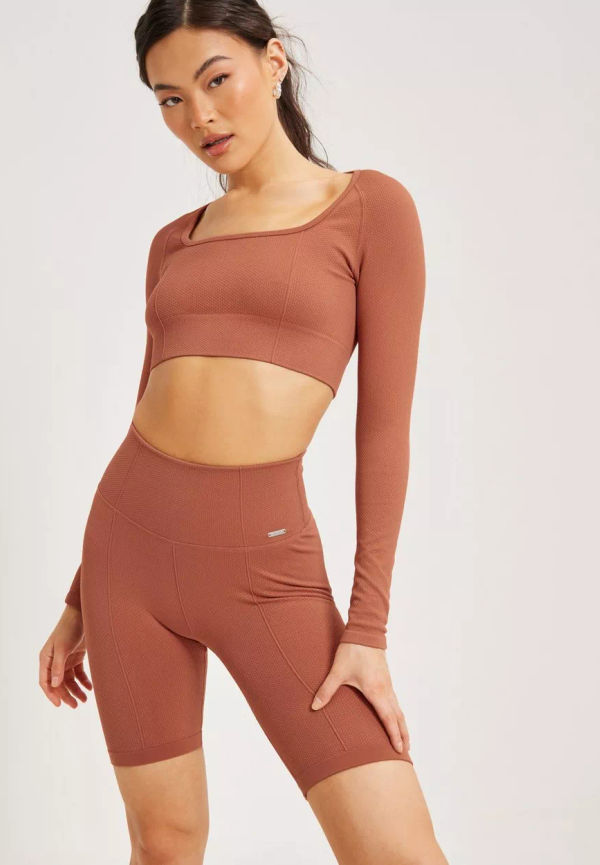 Aim'n - Rouge - Luxe Seamless Biker Shorts