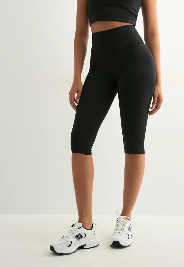 Aim'n - Svart - Sense Capri Tights