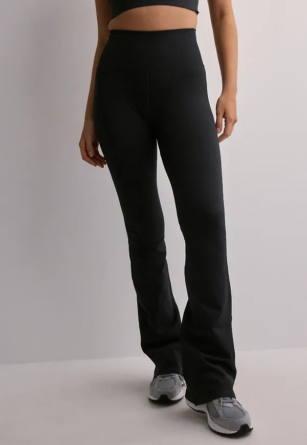 Aim'n - Svart - Shape Seamless Flare Tights