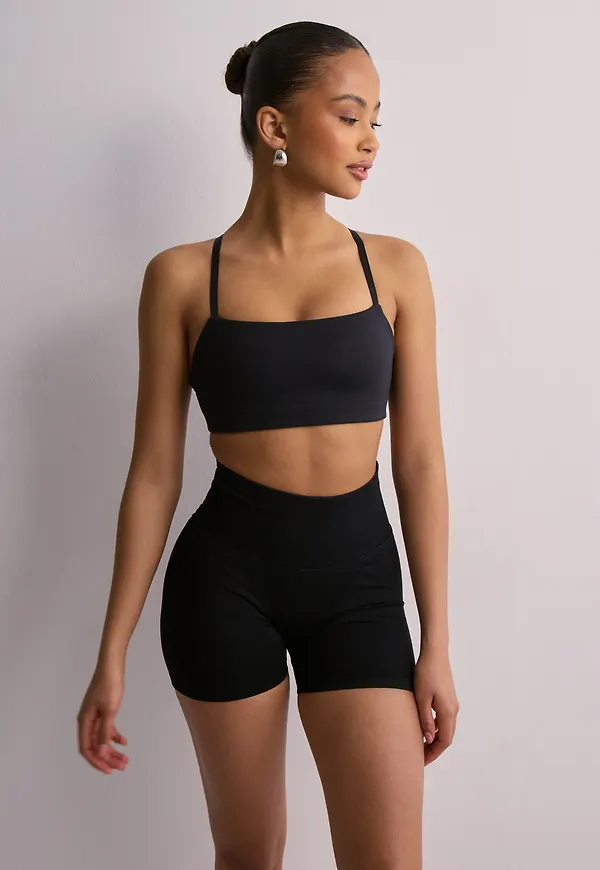 Aim'n - Svart - Shape Seamless Hotpants