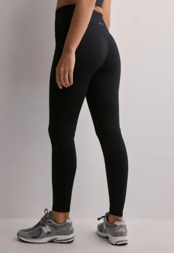 Aim'n - Svart - Shape Seamless Tights