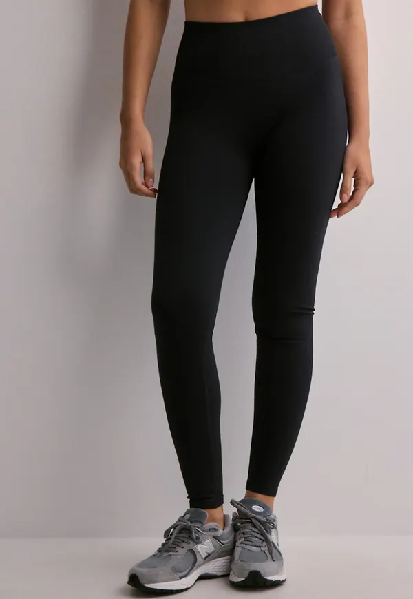 Aim'n - Svart - Shape Seamless Tights