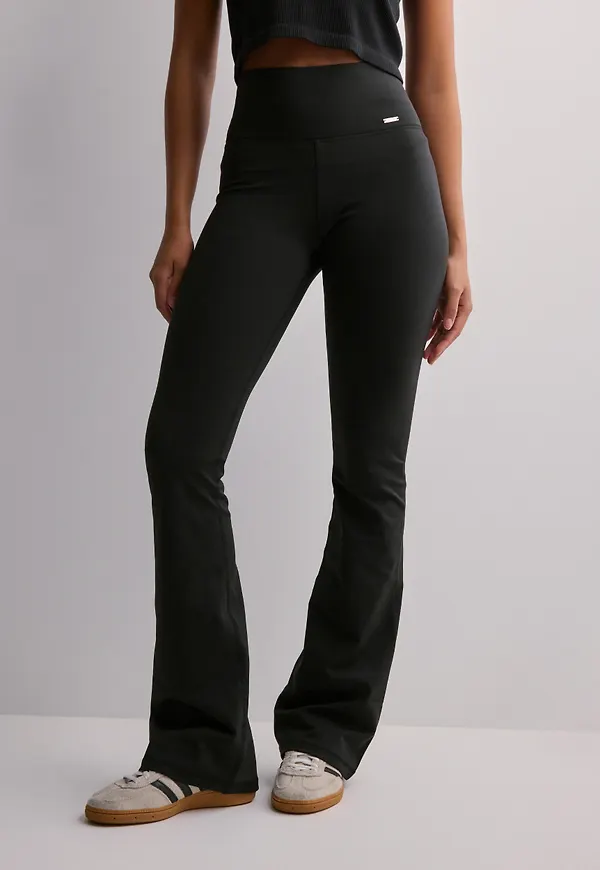 Aim'n - Svart - Warming Flare Tights