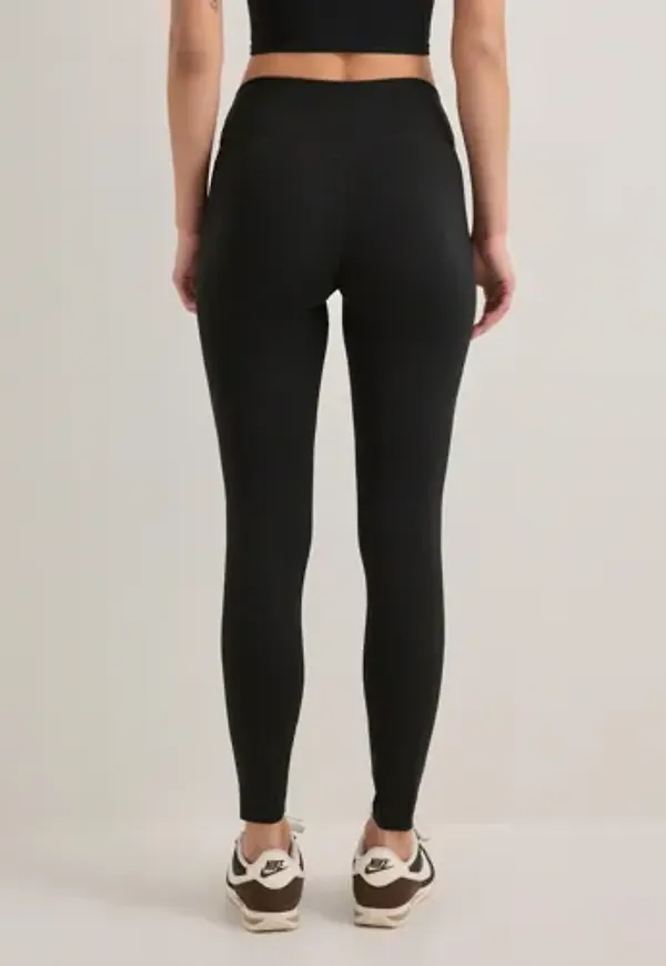Aim'n - Svart - Sense Regular Waist Tights