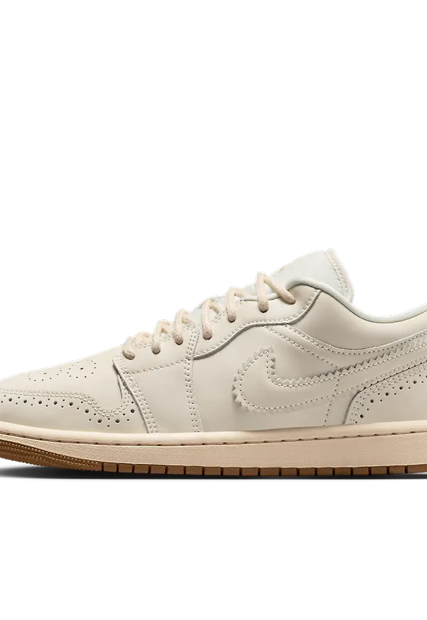 Air Jordan 1 Low SE