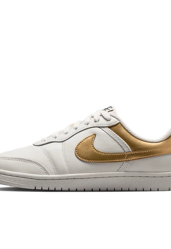 Air Jordan Skyline Low