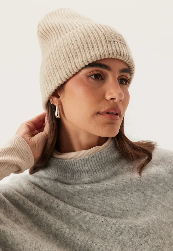 Akka Lambwool