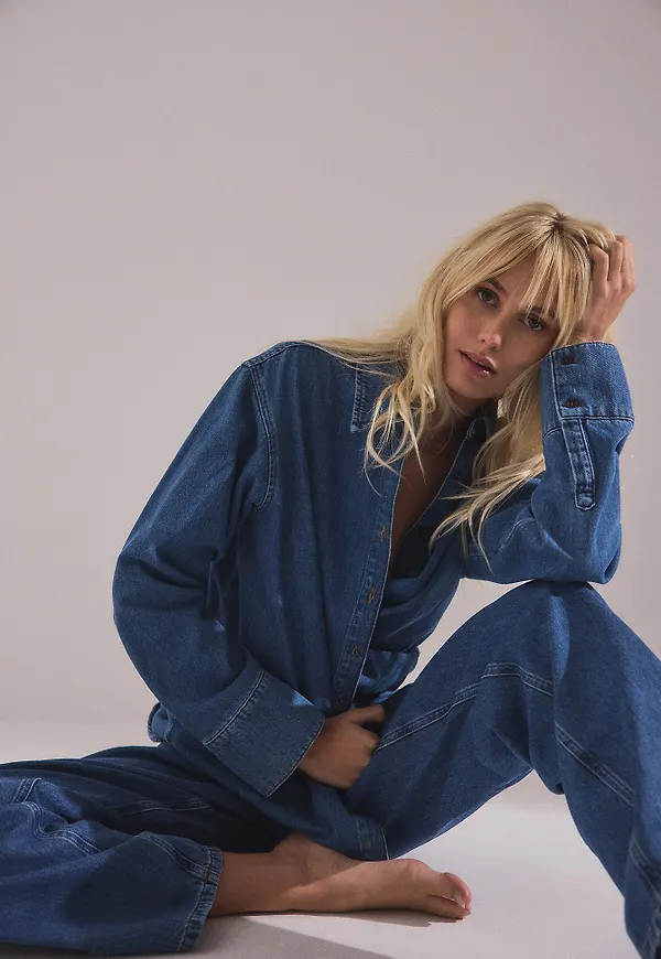 Alessa Winter x NA-KD Oversized denimskjorta - Blue