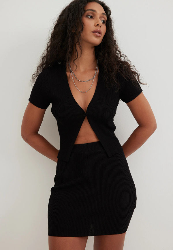 Alessa Winter x NA-KD Stickad kjol med hög midja - Black