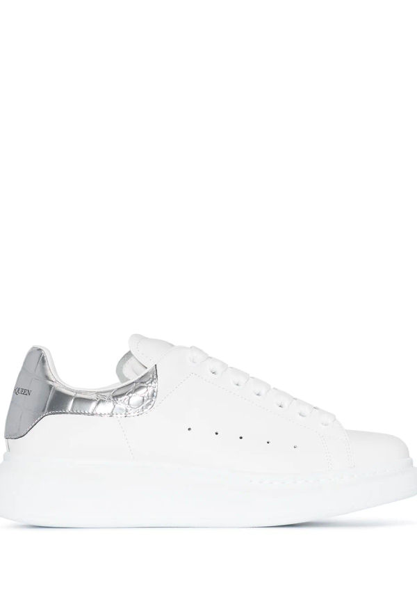 Alexander McQueen lädersneakers i oversize-modell - Vit