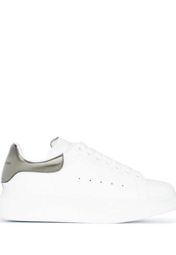 Alexander McQueen lädersneakers i oversize-modell - Vit