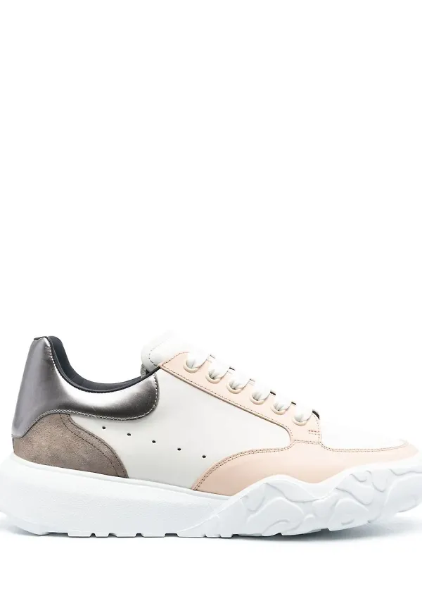 Alexander McQueen lädersneakers med färgblock - Vit