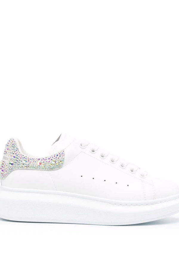 Alexander McQueen låga sneakers i oversize-modell - Vit