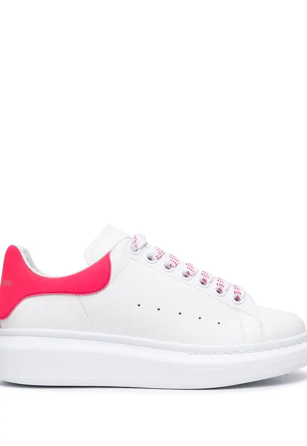 Alexander McQueen låga träningsskor - Vit