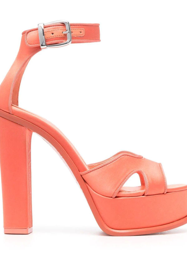 Alexander McQueen platåsandaler med utskuren detalj - Orange