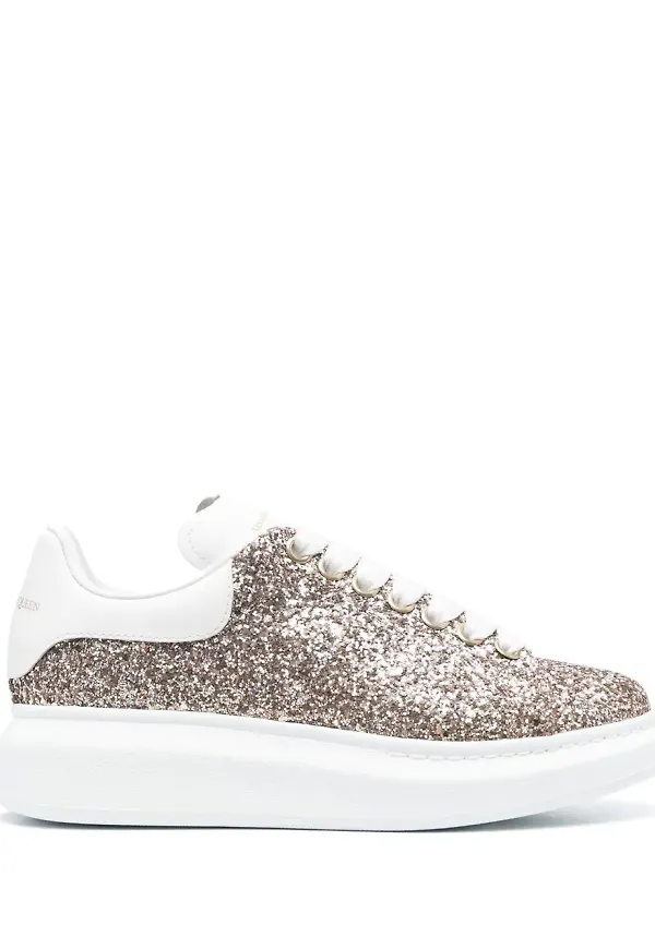 Alexander McQueen sneakers i oversize-modell - Neutral
