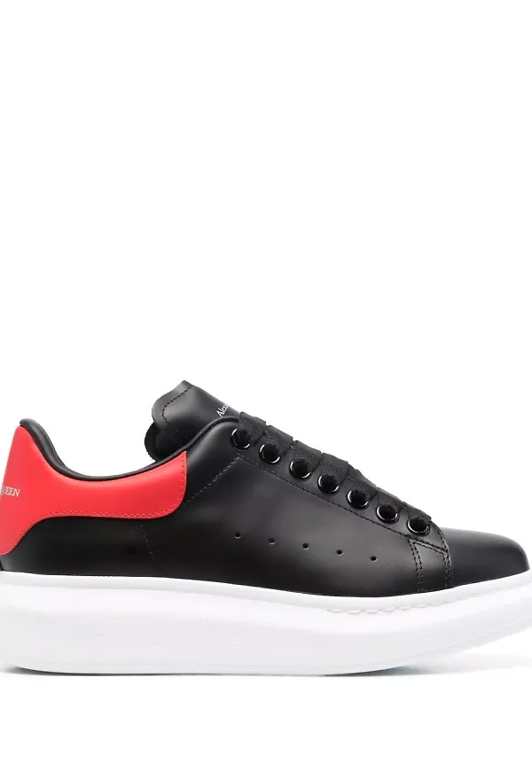 Alexander McQueen sneakers i oversize-modell - Svart