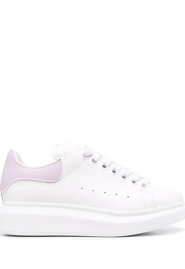 Alexander McQueen sneakers i oversize-modell - Vit