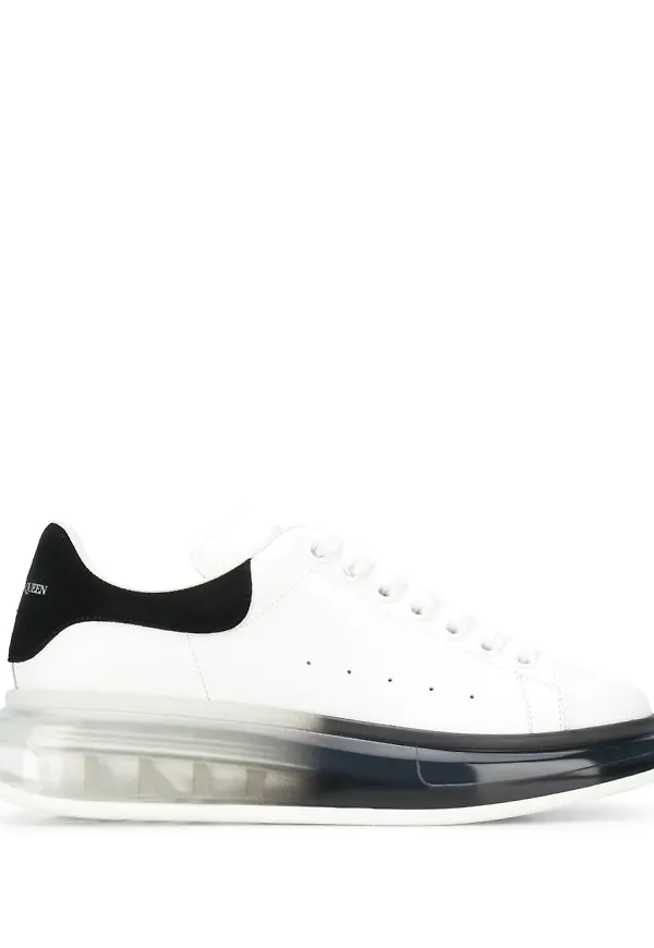 Alexander McQueen sneakers i oversize-modell - Vit