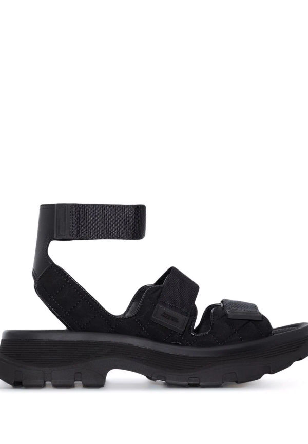 Alexander McQueen Tread platta sandaler - Svart