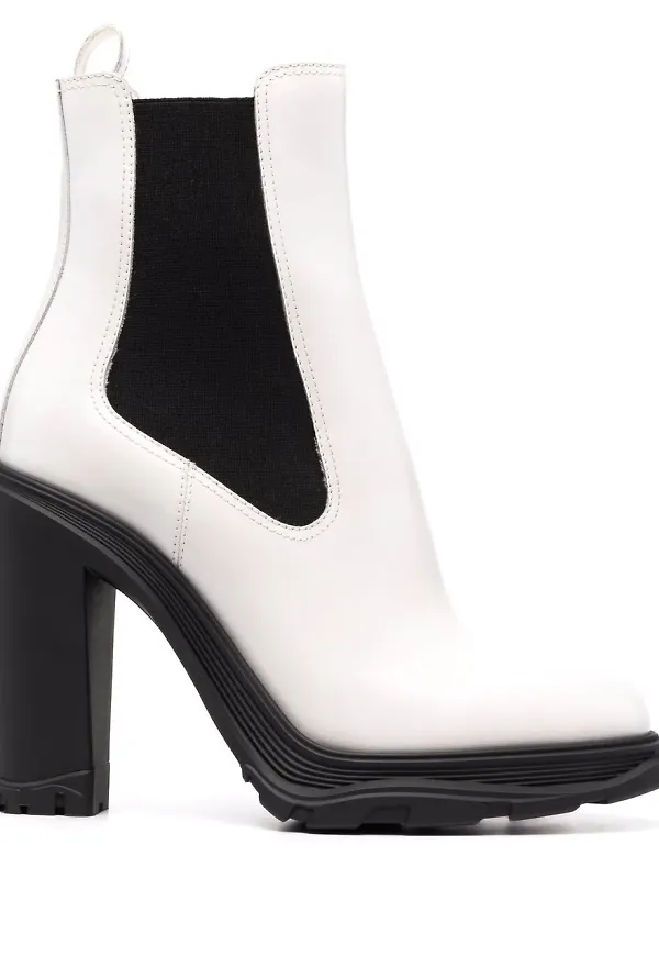 Alexander McQueen tvåfärgade läderstövlar - Vit