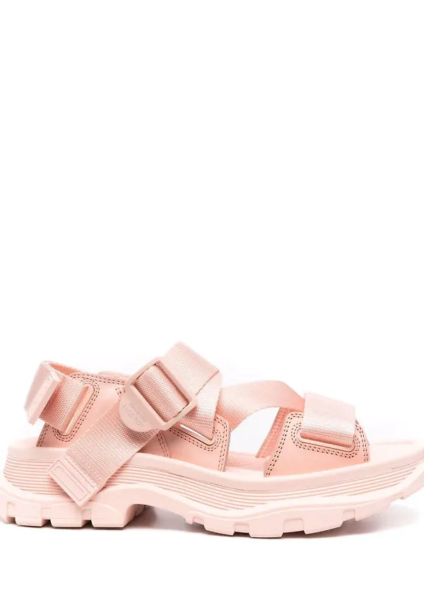 Alexander McQueen vandringssandaler med grov sula - Rosa