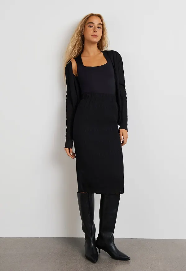 Ali skirt