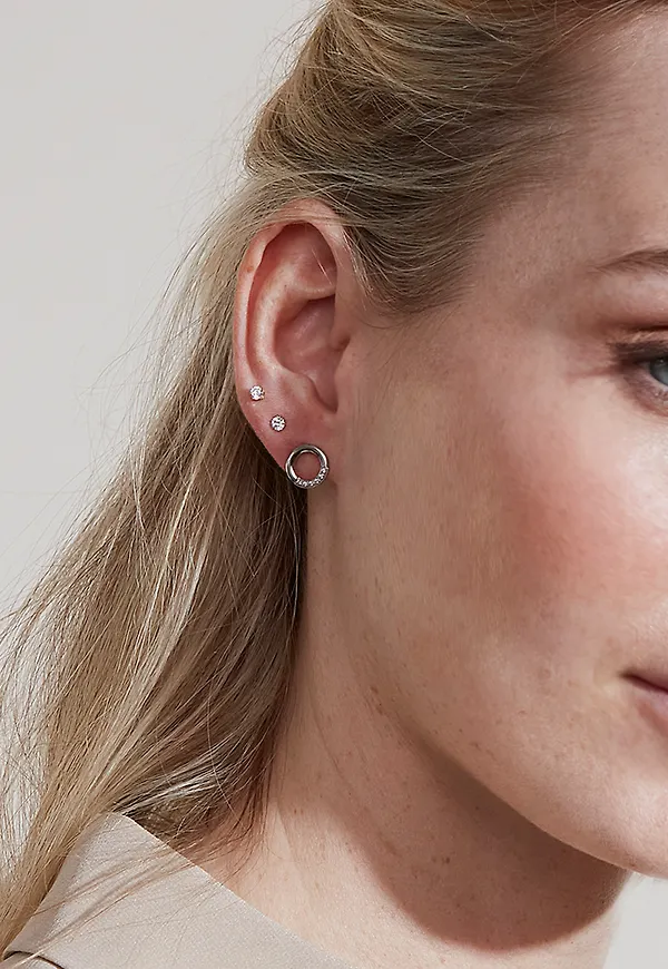 Alice studs steel
