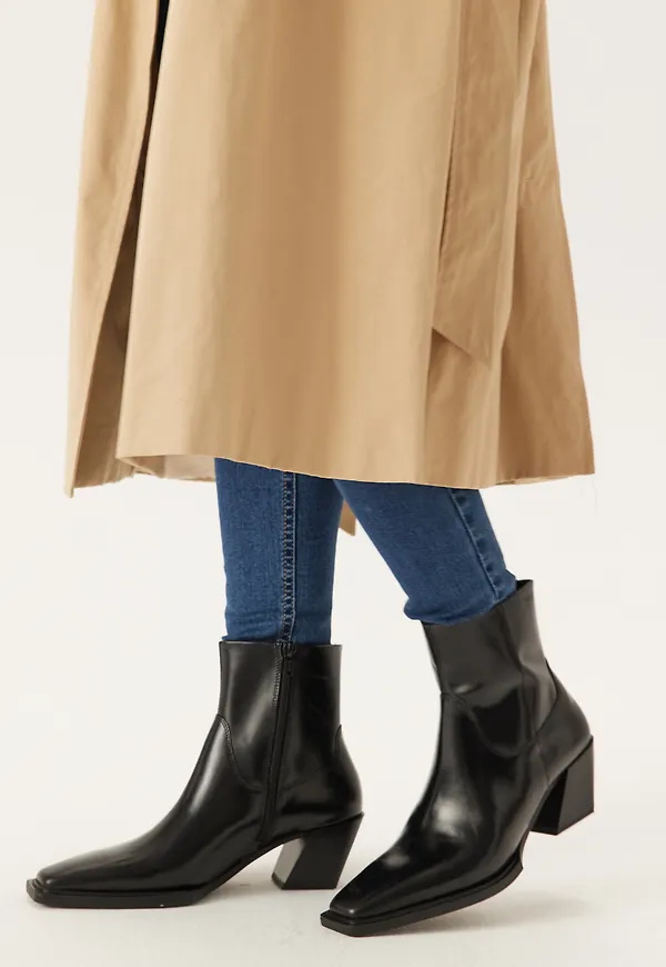 Alina Heel Classic Boots