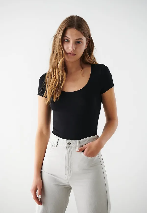 Alma top