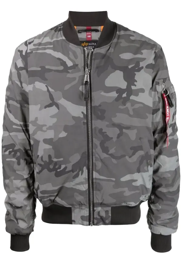 Alpha Industries kamouflagemönstrad bomberjacka - BLACK CAMO