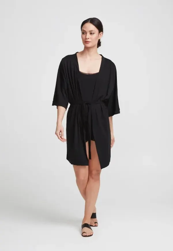Alva Robe