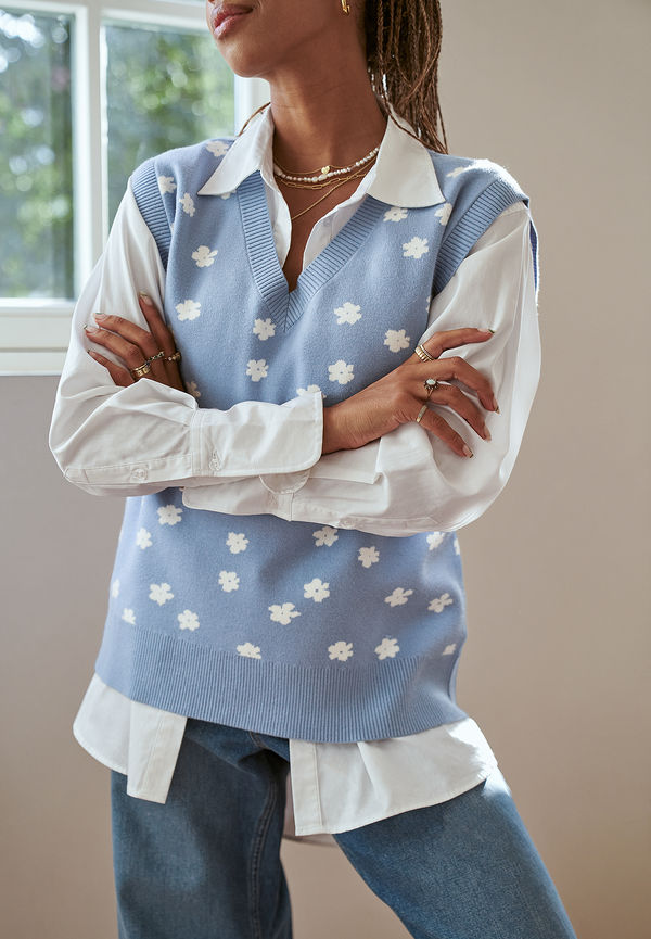 Amaka Hamelijnck x NA-KD Stickad väst med blommor - Blue,Flower
