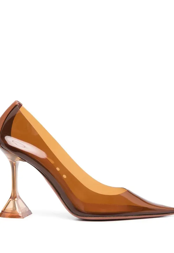 Amina Muaddi pumps med skulpterad klack - Brun