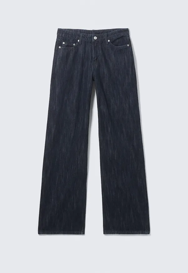 Ample Mid Rise Loose Wide Jeans