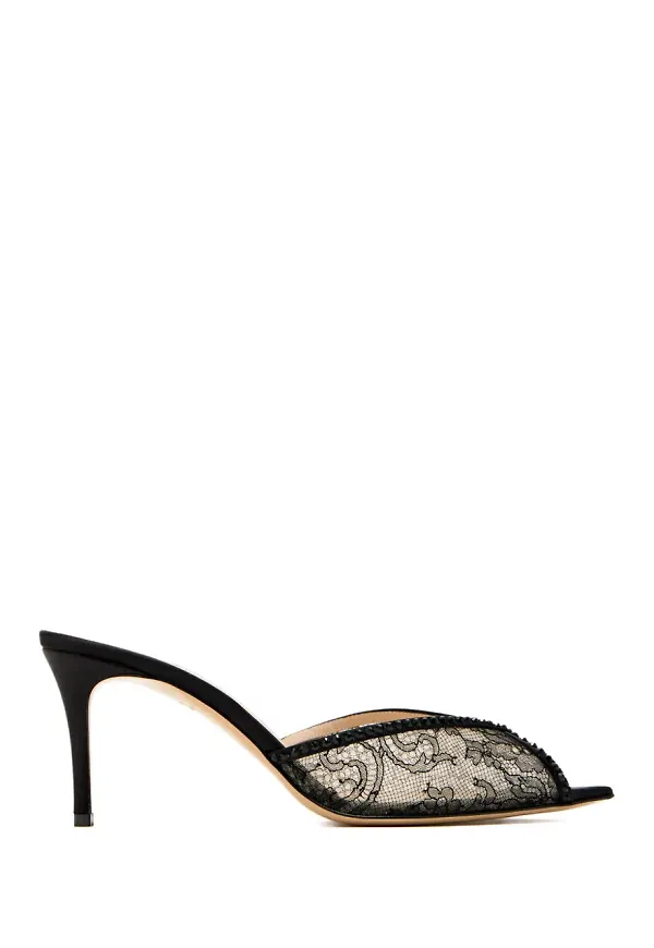 Andrea Wazen Katy pärlade slip-ons i spets - Vit – Farfetch