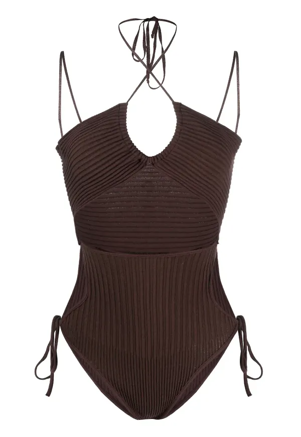 ANDREĀDAMO ribbstickad body med halterneck - Brun