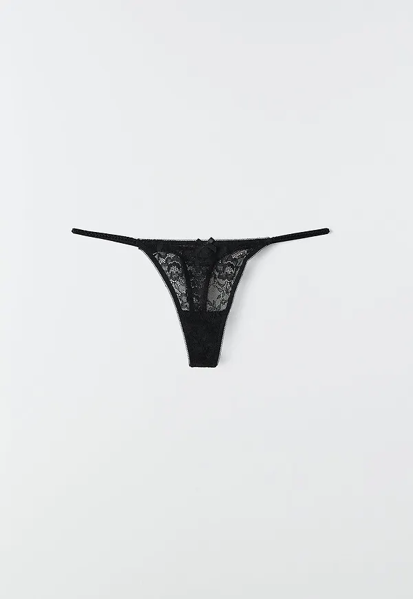 Annie lace thong